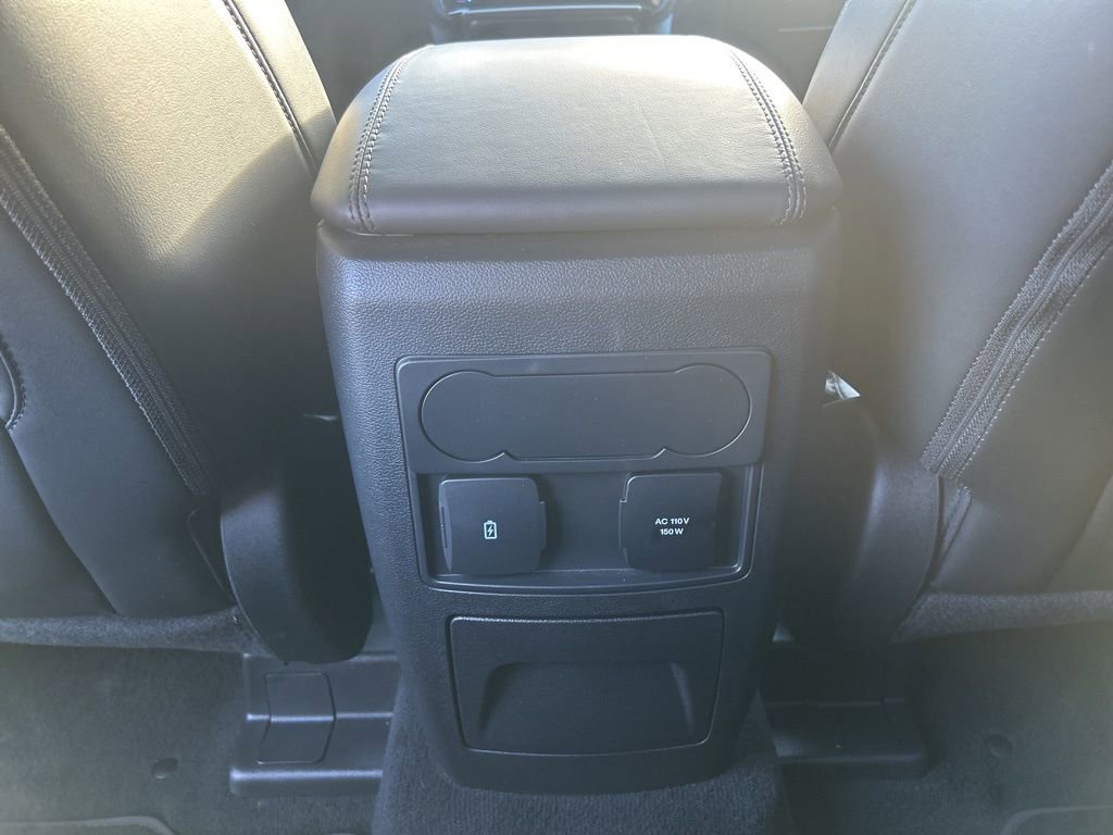 Used 2022 Ford Explorer Platinum w/ Equipment Group 601A image 41