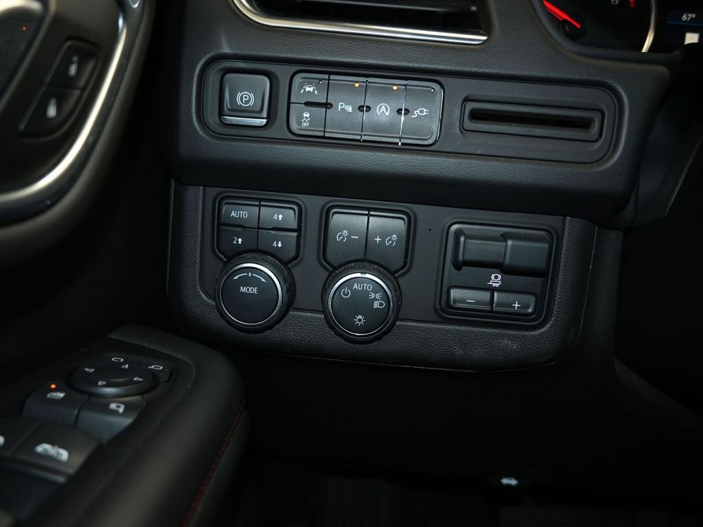 Certified 2021 Chevrolet Suburban RST w/ Luxury Package image 15