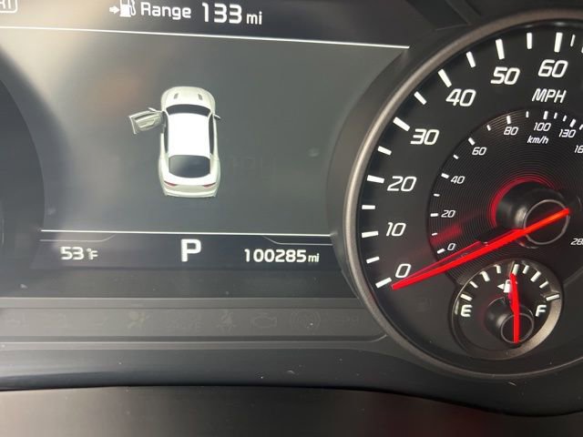 Used 2018 Kia Stinger GT2 image 11