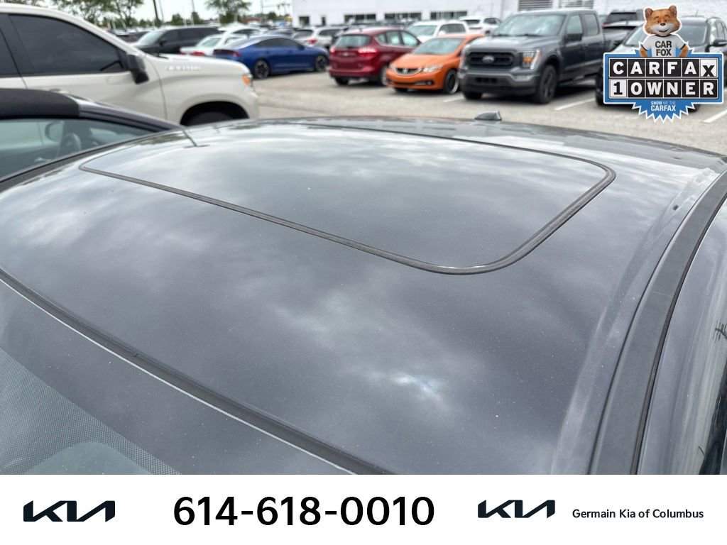 Used 2016 Honda Accord Touring image 7