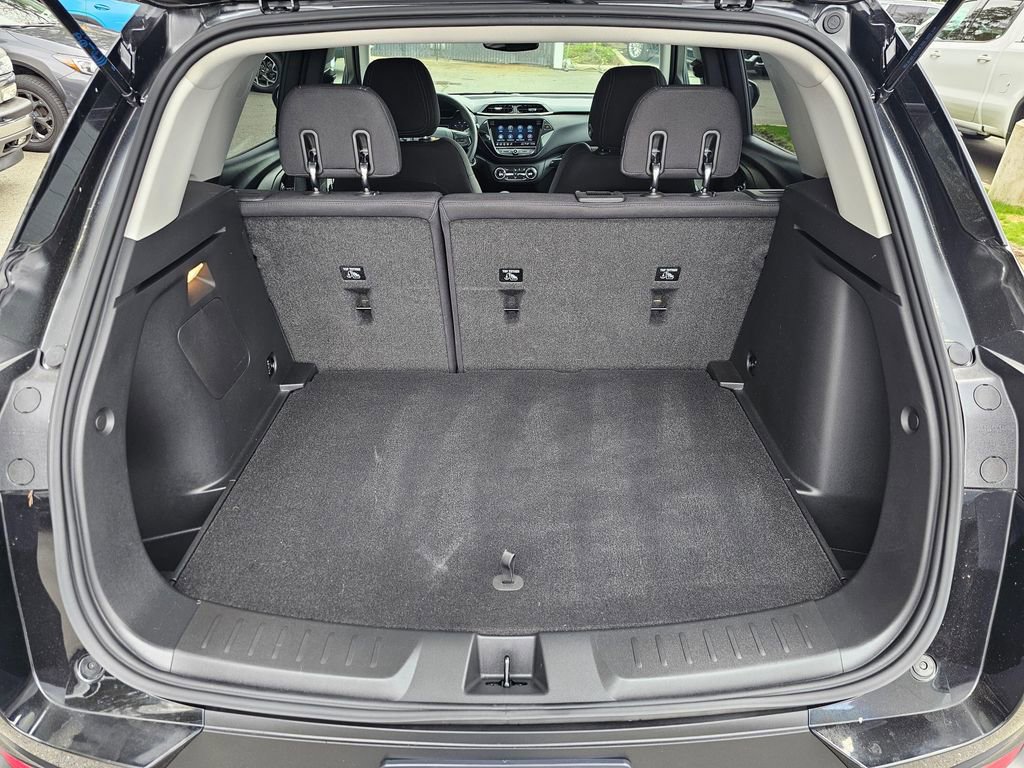 Used 2023 Chevrolet TrailBlazer LT w/ Convenience Package image 13