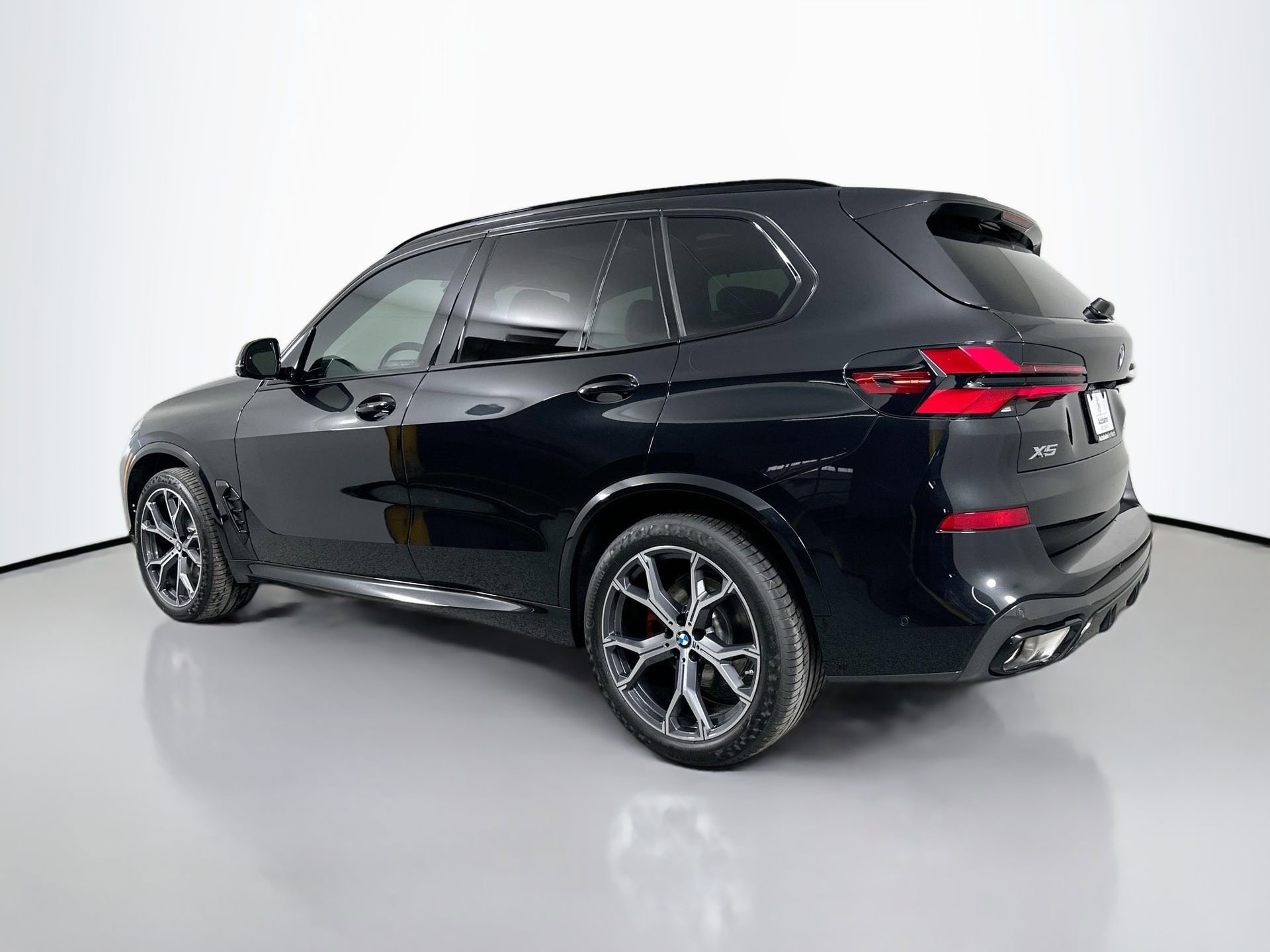 New 2026 BMW X5 xDrive40i w/ M Sport Package image 7