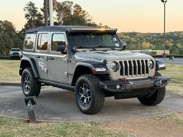 Used 2022 Jeep Wrangler Unlimited Rubicon w/ Cold Weather Group AWD/4WD image 9