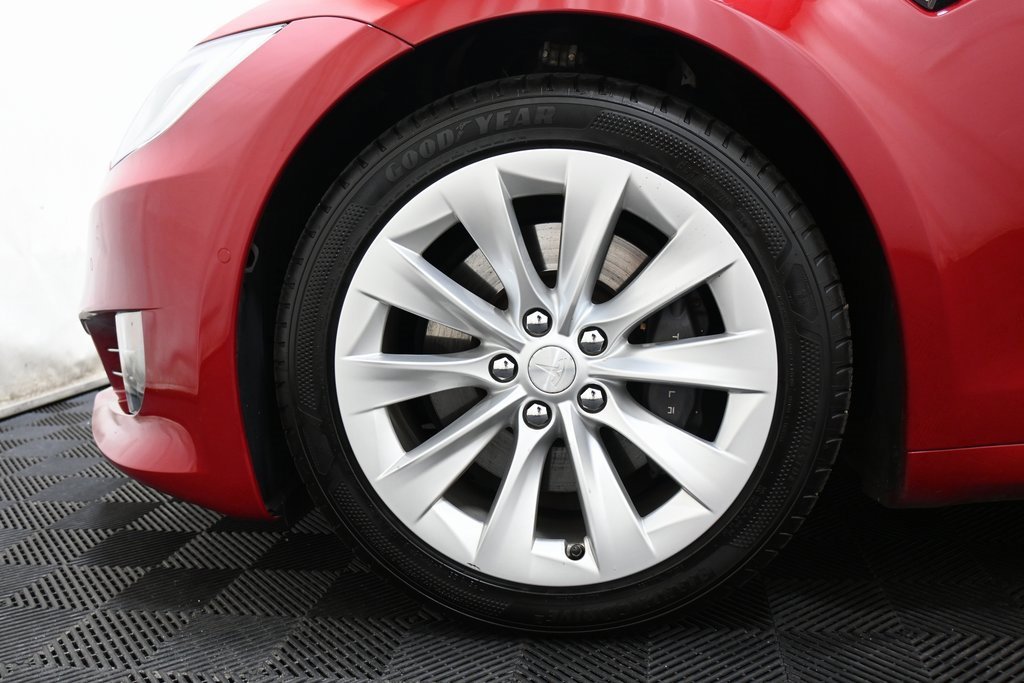 Used 2017 Tesla Model S 90D image 31