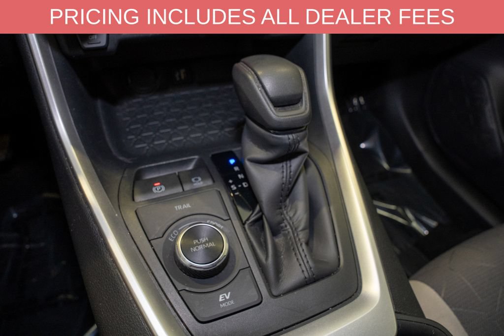 Certified 2023 Toyota RAV4 XLE AWD/4WD image 15
