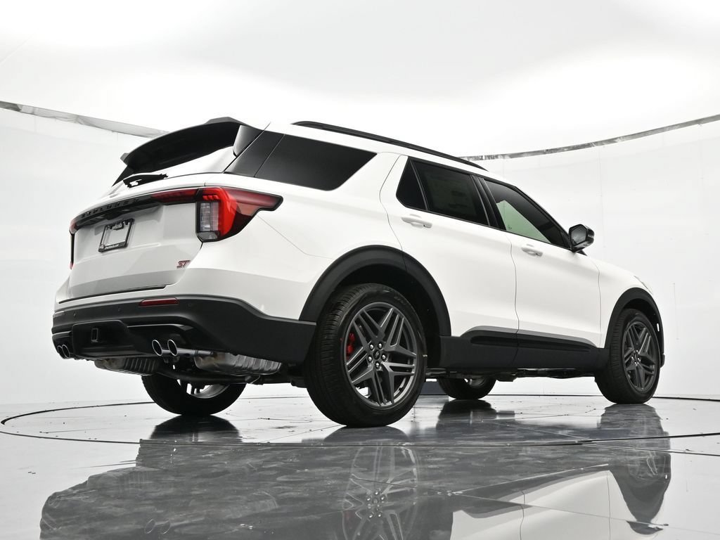 New 2026 Ford Explorer ST w/ Sun And Sound Package RWD image 39