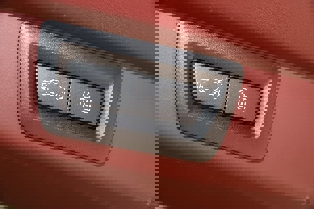 Used 2020 Rolls-Royce Cullinan image 82