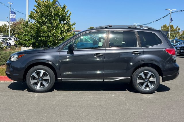 Used 2017 Subaru Forester 2.5i Limited w/ Popular Package #1 AWD/4WD image 7
