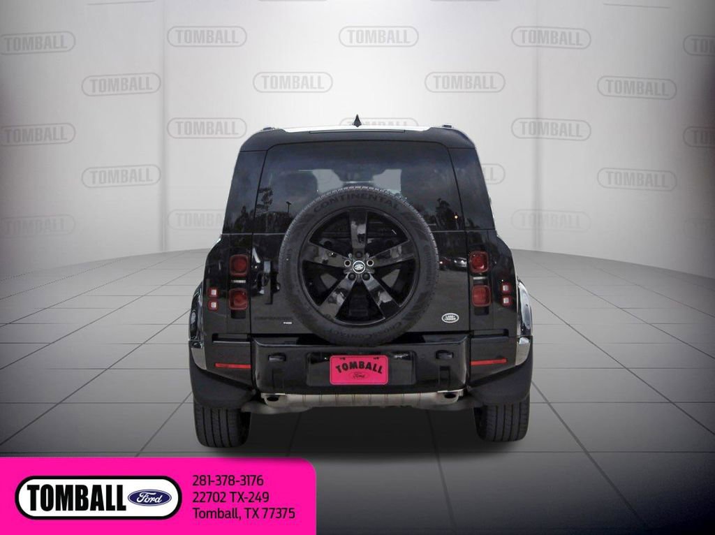 Used 2023 Land Rover Defender 110 X-Dynamic SE image 6