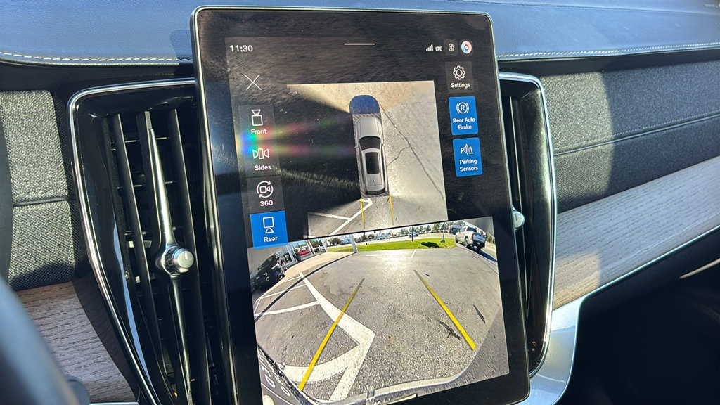 Certified 2026 Volvo XC90 B6 Plus AWD/4WD image 21
