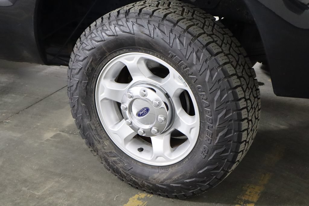 Used 2013 Ford F250 XLT RWD image 25