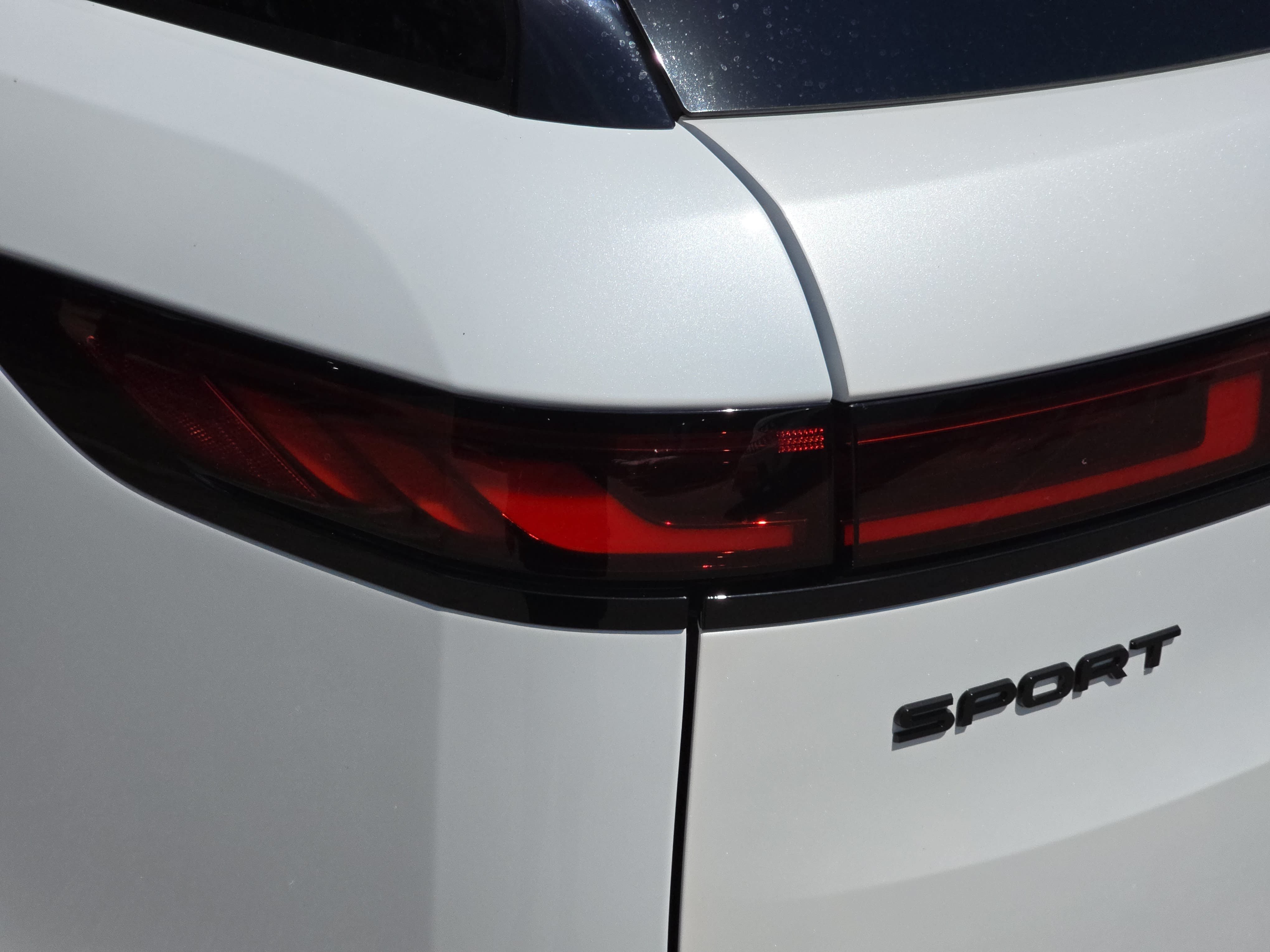 New 2026 Land Rover Range Rover Sport Dynamic SE AWD/4WD image 34
