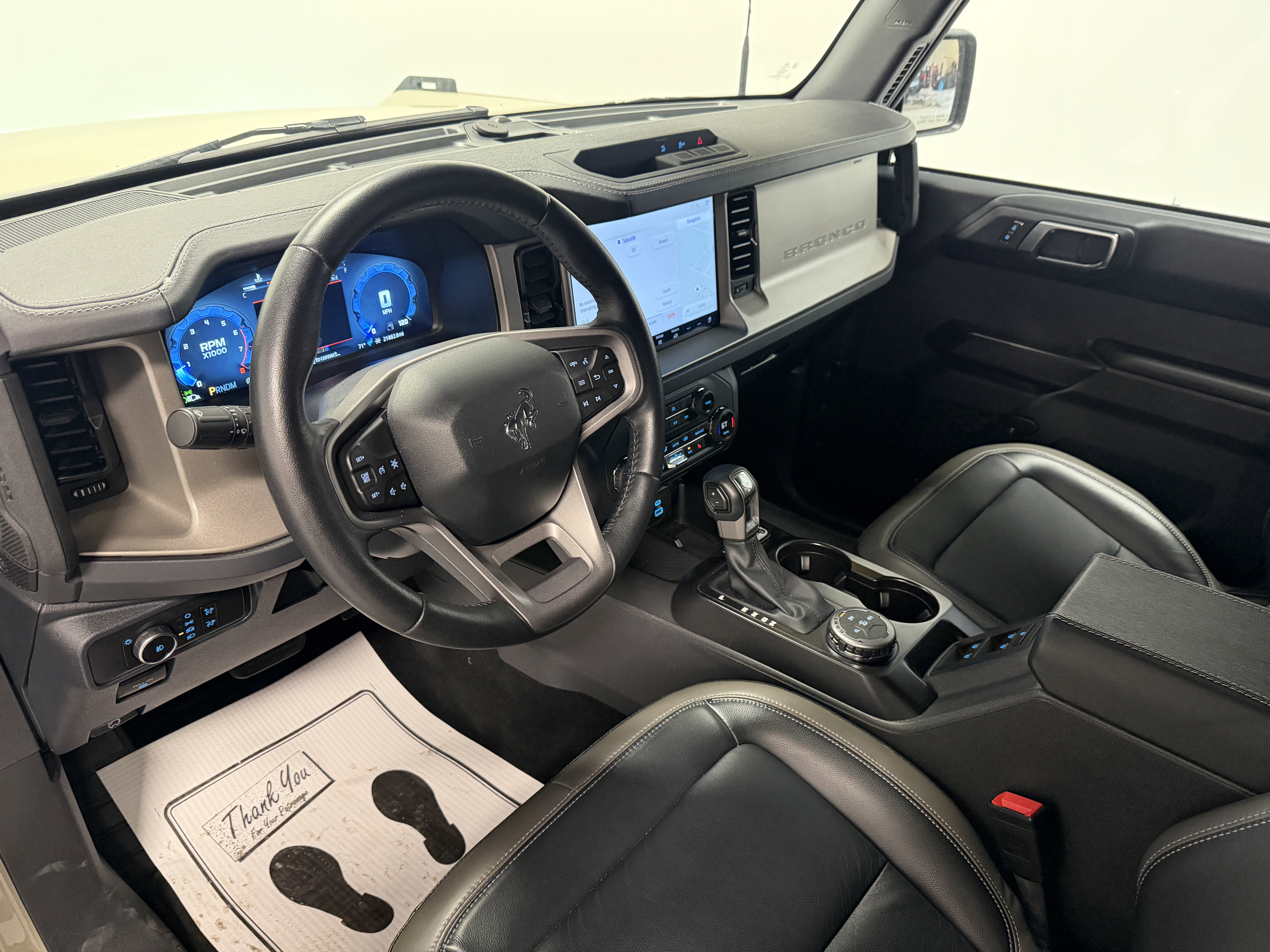 Used 2025 Ford Bronco Outer Banks AWD/4WD image 4