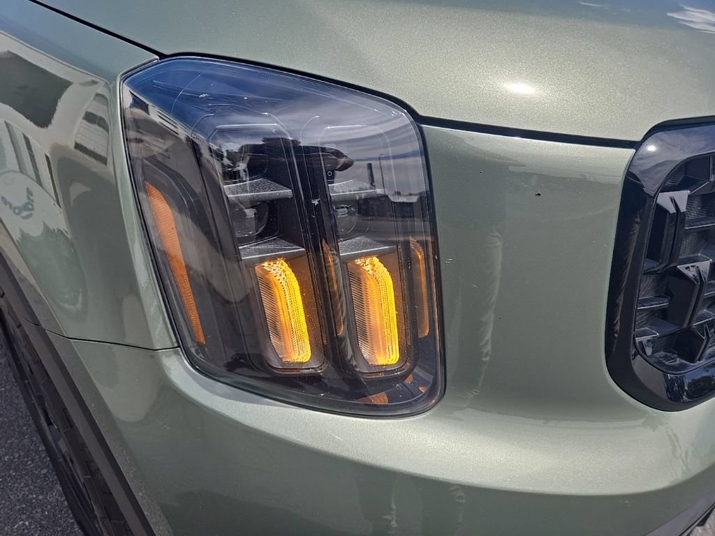 Used 2024 Kia Telluride SX Prestige X-Pro AWD/4WD image 31