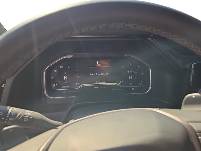 Used 2025 GMC Sierra 1500 AT4 w/ Technology Package AWD/4WD image 12