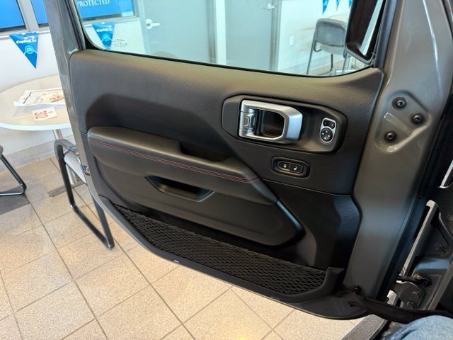 Used 2023 Jeep Wrangler Unlimited Rubicon 4xe AWD/4WD image 22