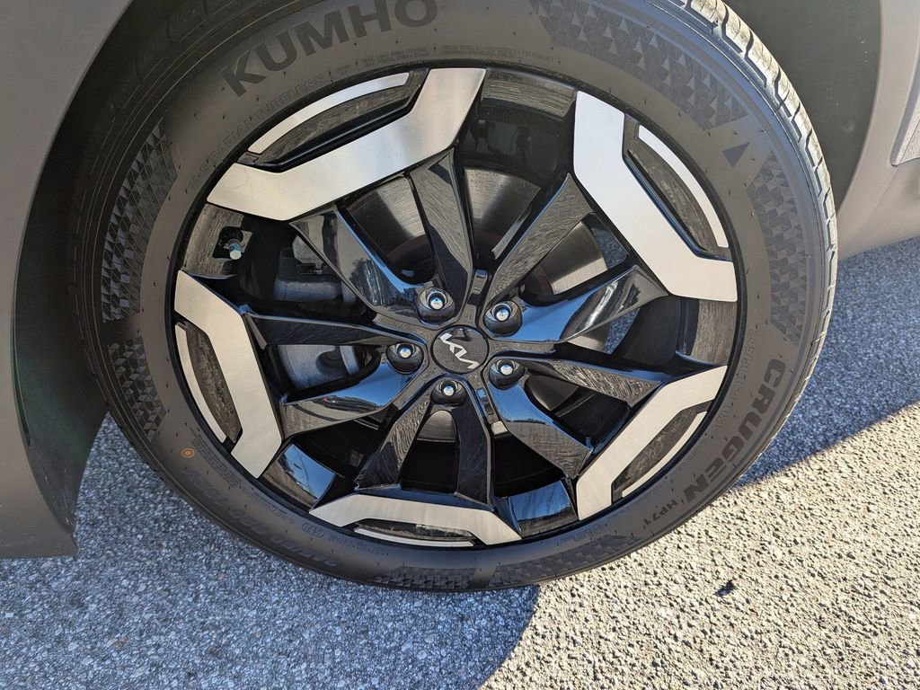 Certified 2024 Kia Telluride S image 31