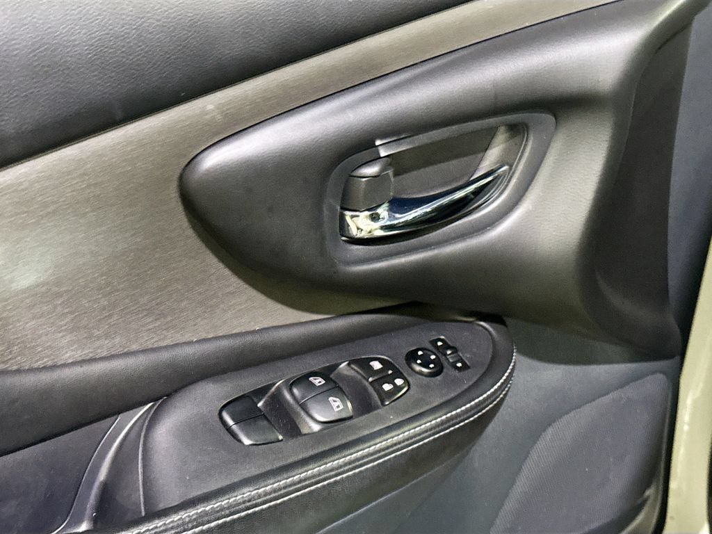 Used 2019 Nissan Murano S w/ Cargo Package FWD image 18