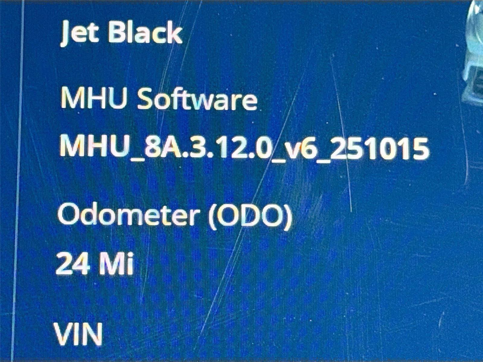 New 2025 VinFast VF 8 Plus AWD/4WD image 12