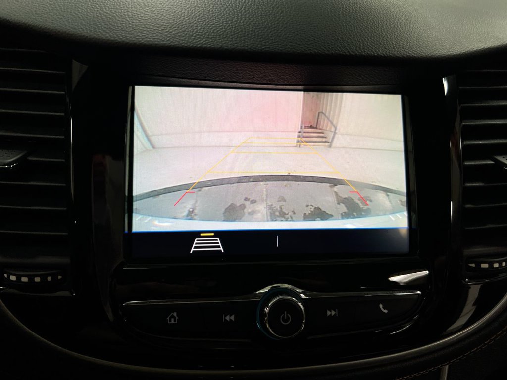 Used 2020 Chevrolet Trax LS FWD image 15