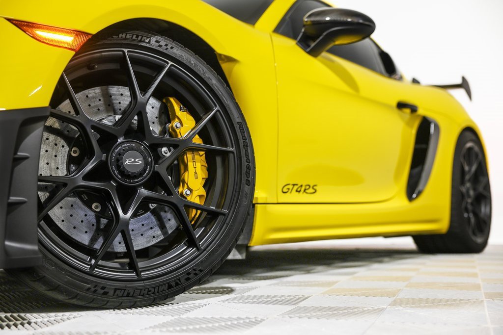 Used 2023 Porsche 718 Cayman GT4 RS image 11