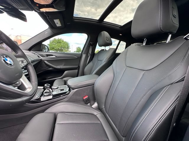 Used 2024 BMW X4 xDrive30i w/ Premium Package AWD/4WD image 30