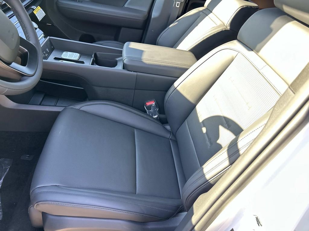 New 2026 Hyundai Santa Fe Calligraphy AWD/4WD image 14