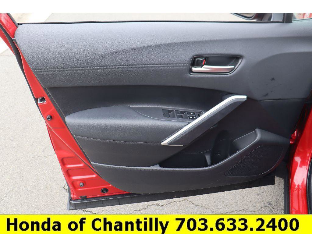 Used 2024 Toyota Corolla Cross XLE w/ Convenience Package image 23