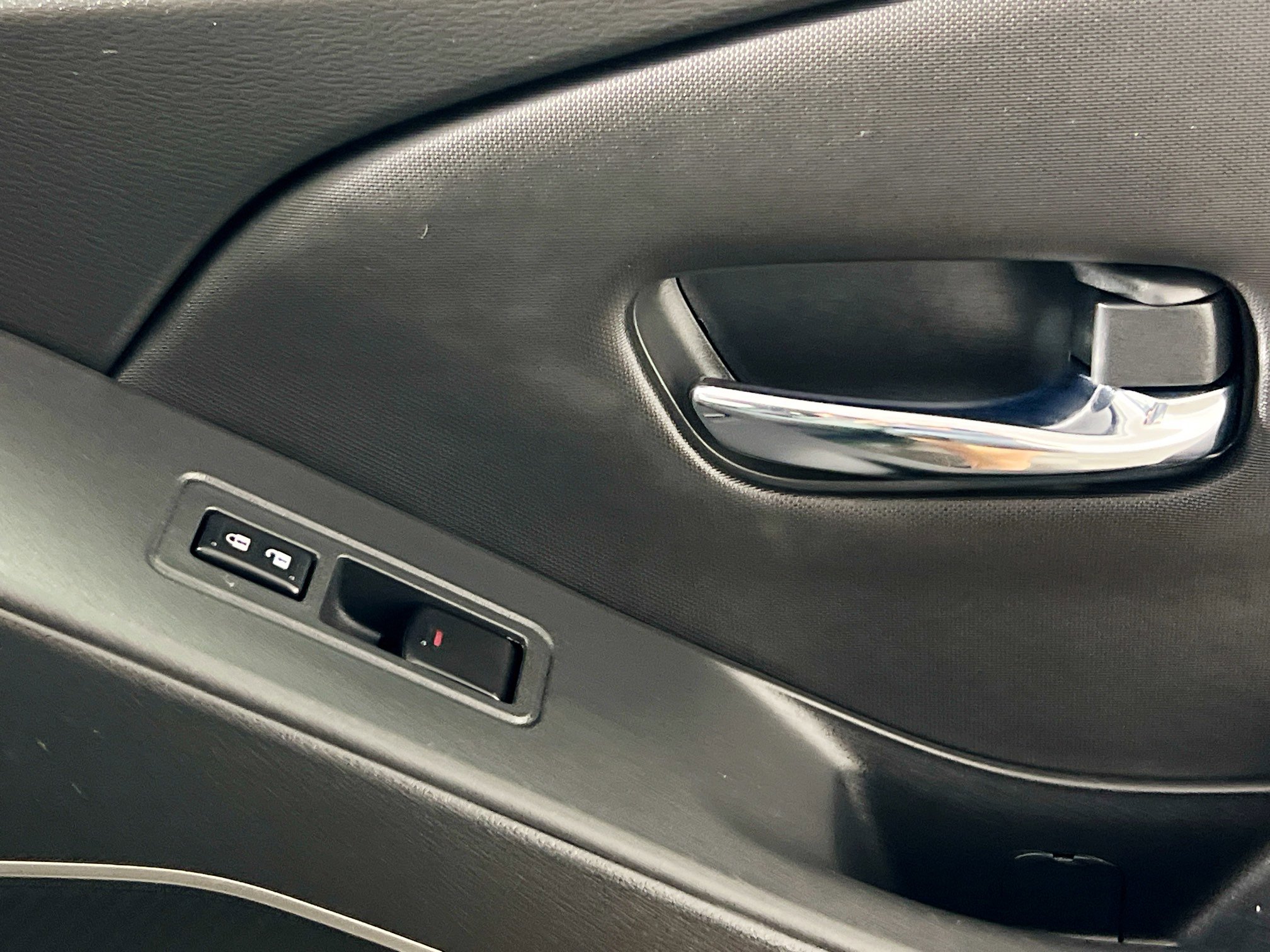 Used 2023 Nissan Frontier SV w/ Technology Package image 31