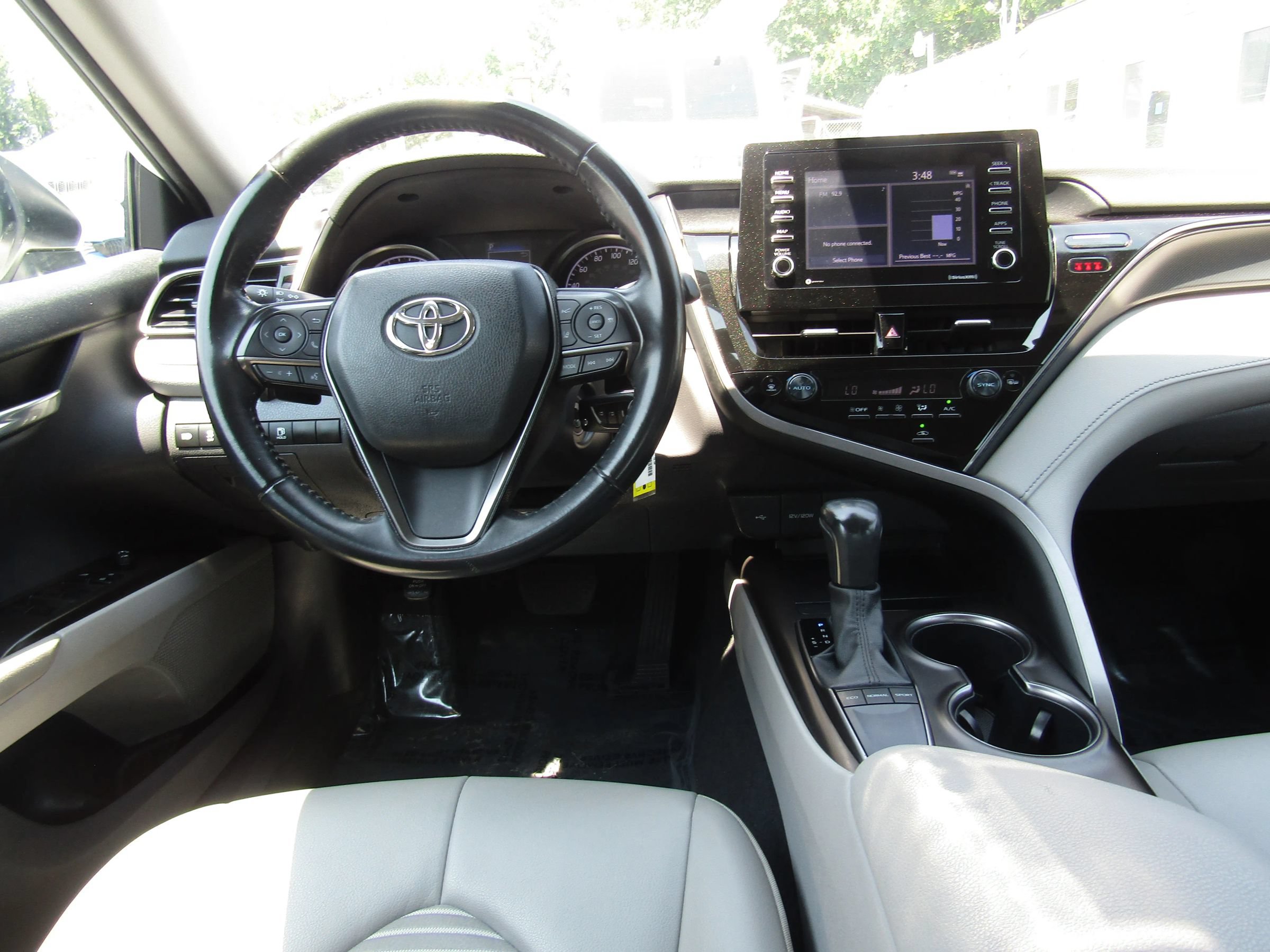 Used 2023 Toyota Camry SE FWD image 15