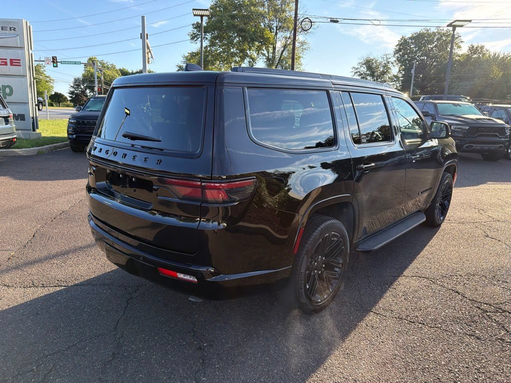 Certified 2025 Jeep Wagoneer Series II w/ Convenience Group I AWD/4WD image 3