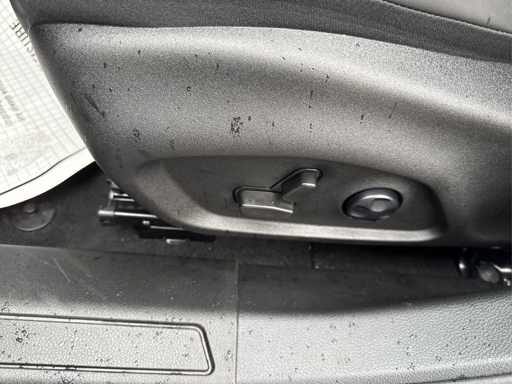 Used 2024 Dodge Hornet R/T Plus w/ Tech Pack Plus w/o Parking image 42