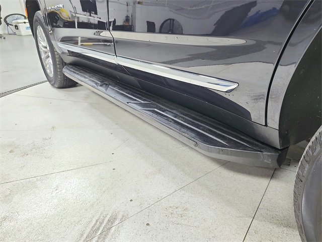 Used 2023 GMC Yukon SLT image 48