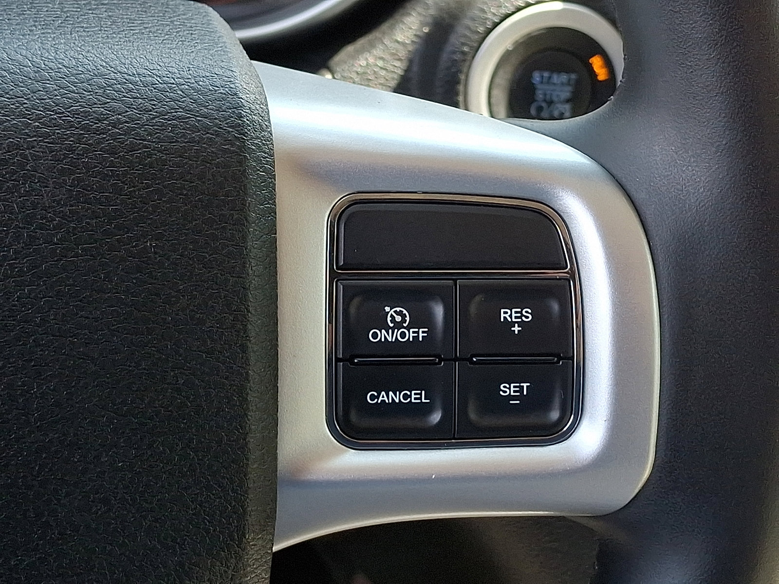 Used 2013 Dodge Journey SXT w/ Flexible Seating Group image 22