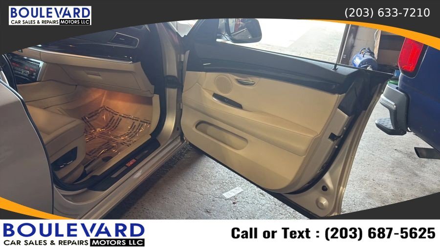 Used 2012 BMW 535i xDrive AWD/4WD image 41