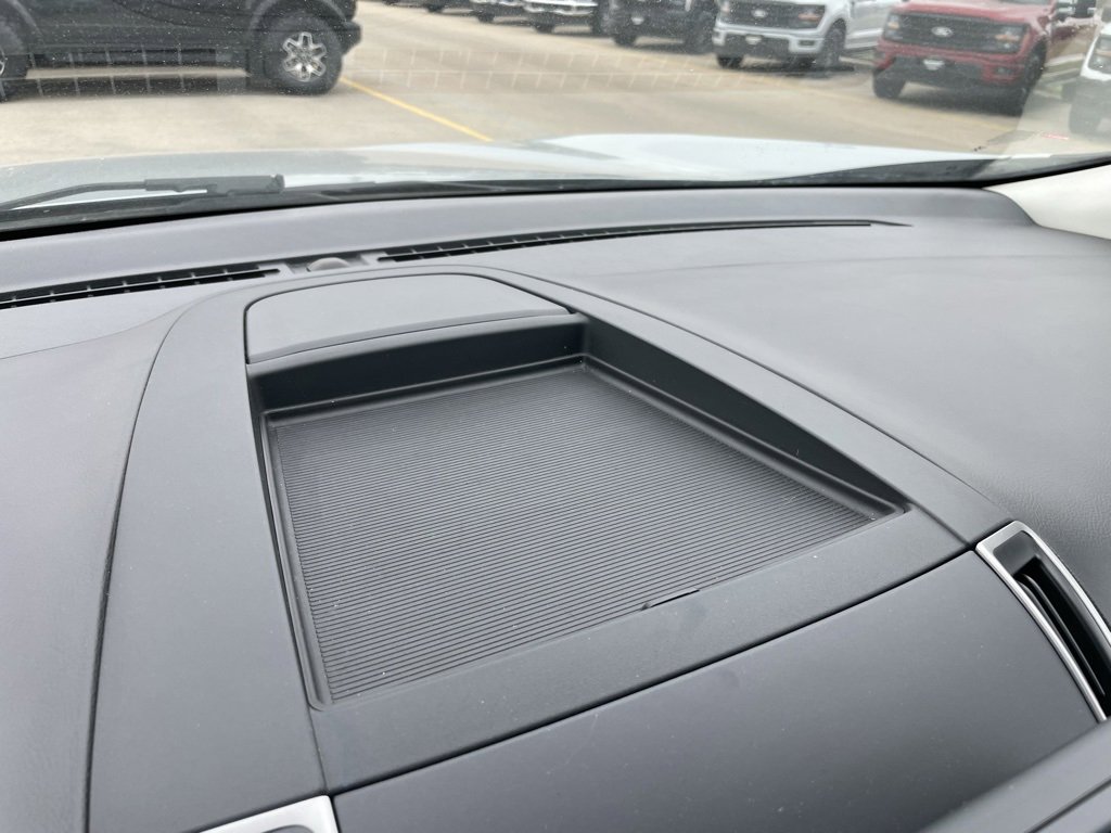 Used 2023 Ford Edge SEL image 46