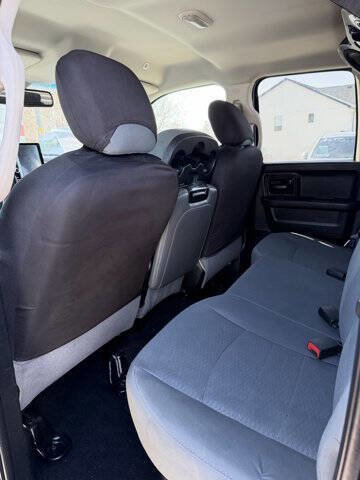 Used 2018 RAM 1500 ST w/ SXT Appearance Group image 22