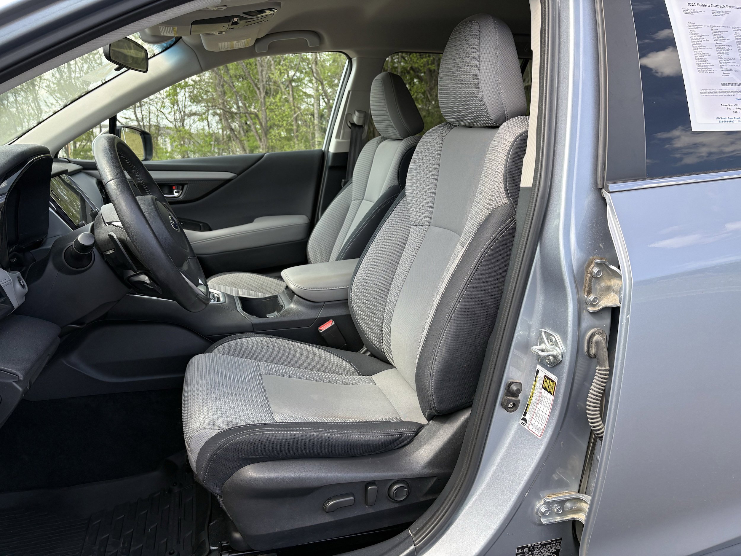 Used 2021 Subaru Outback Premium image 22