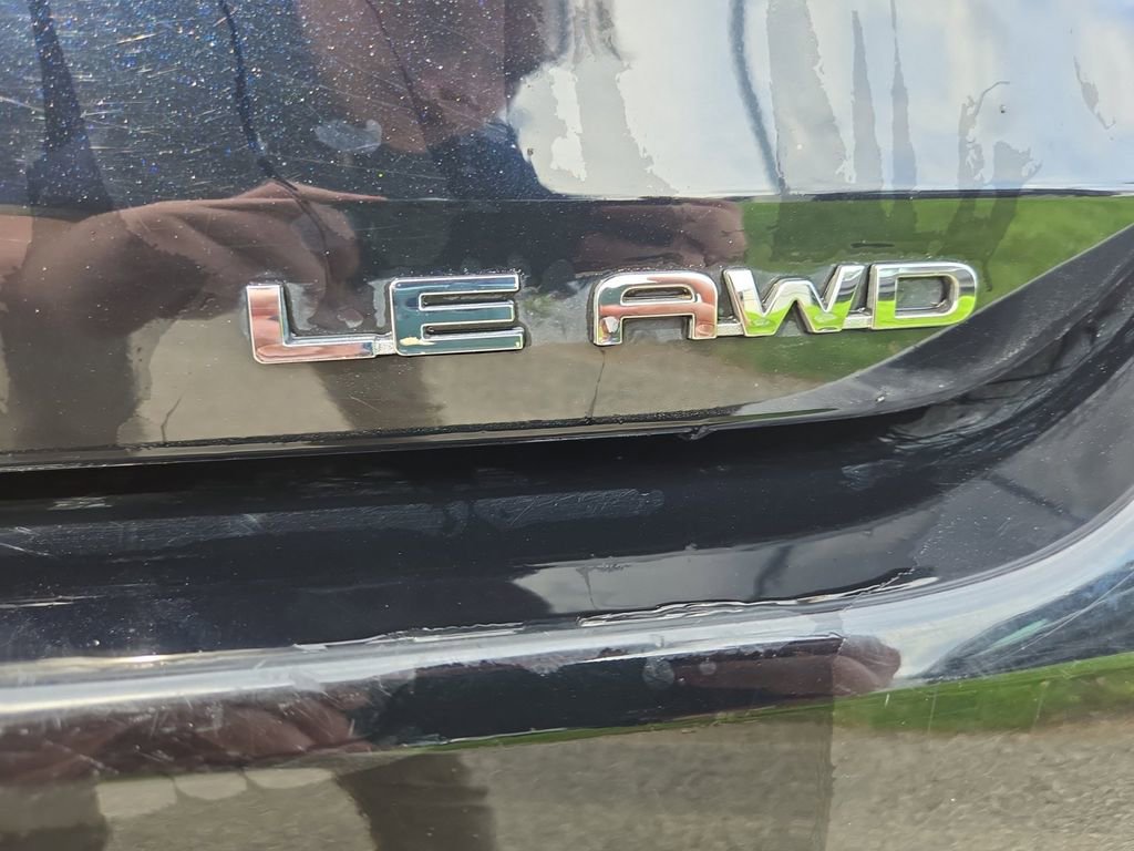 Used 2023 Toyota Highlander LE image 26