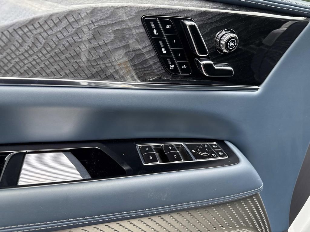 New 2025 Cadillac Escalade IQ Sport 2 w/ LPO, ONYX Package image 19