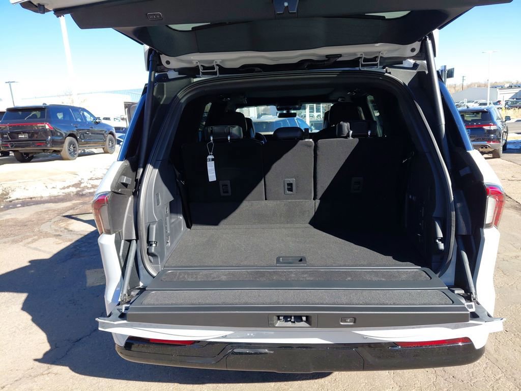 New 2025 Lincoln Navigator Black Label image 25