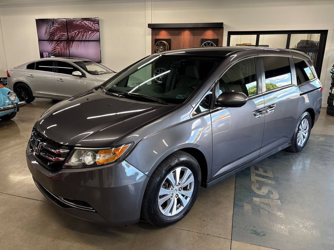 Used 2016 Honda Odyssey EX image 3