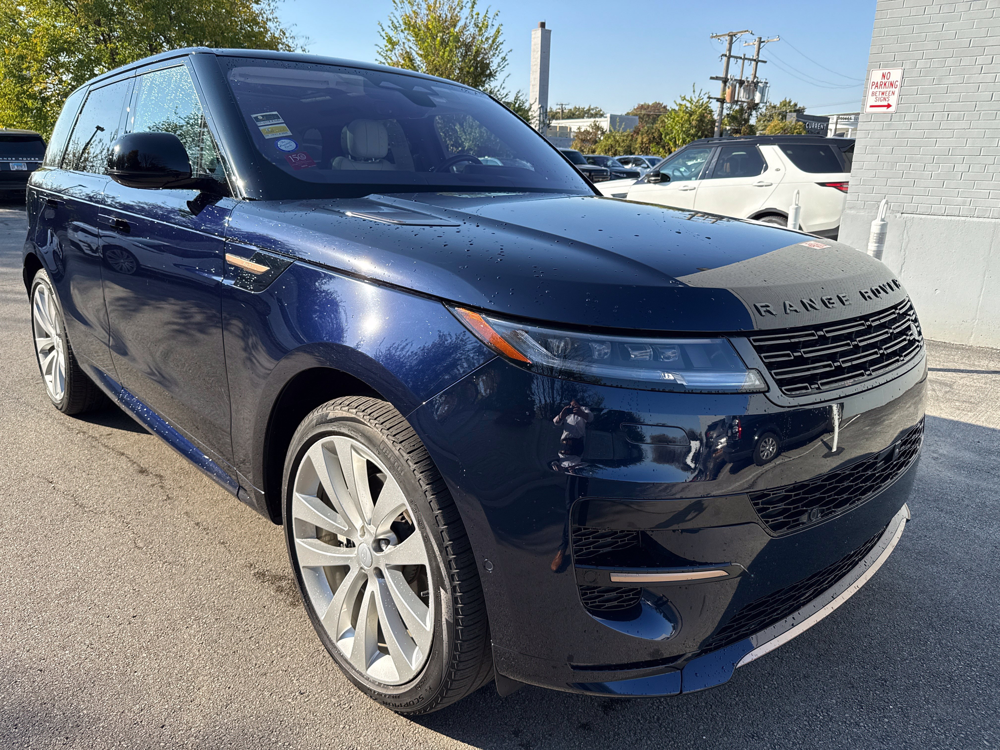 Certified 2023 Land Rover Range Rover Sport SE Dynamic AWD/4WD image 4