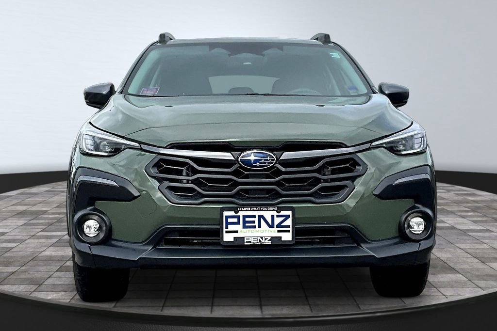 Used 2024 Subaru Crosstrek 2.5i Limited w/ Crosstrek Mirror Package AWD/4WD image 2