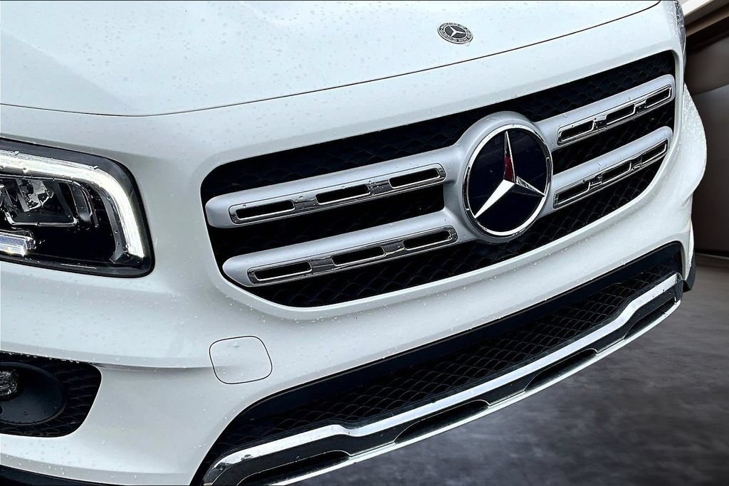 Used 2022 Mercedes-Benz GLB 250 4MATIC image 33