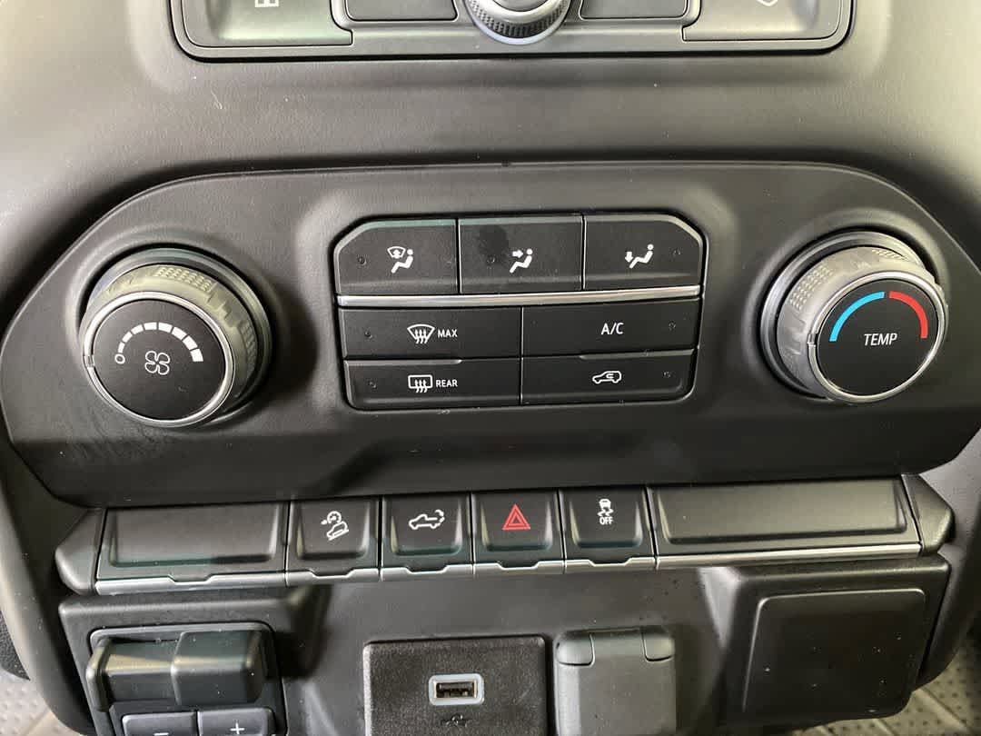 Used 2019 Chevrolet Silverado 1500 Custom Trail Boss w/ Custom Convenience Package AWD/4WD image 28