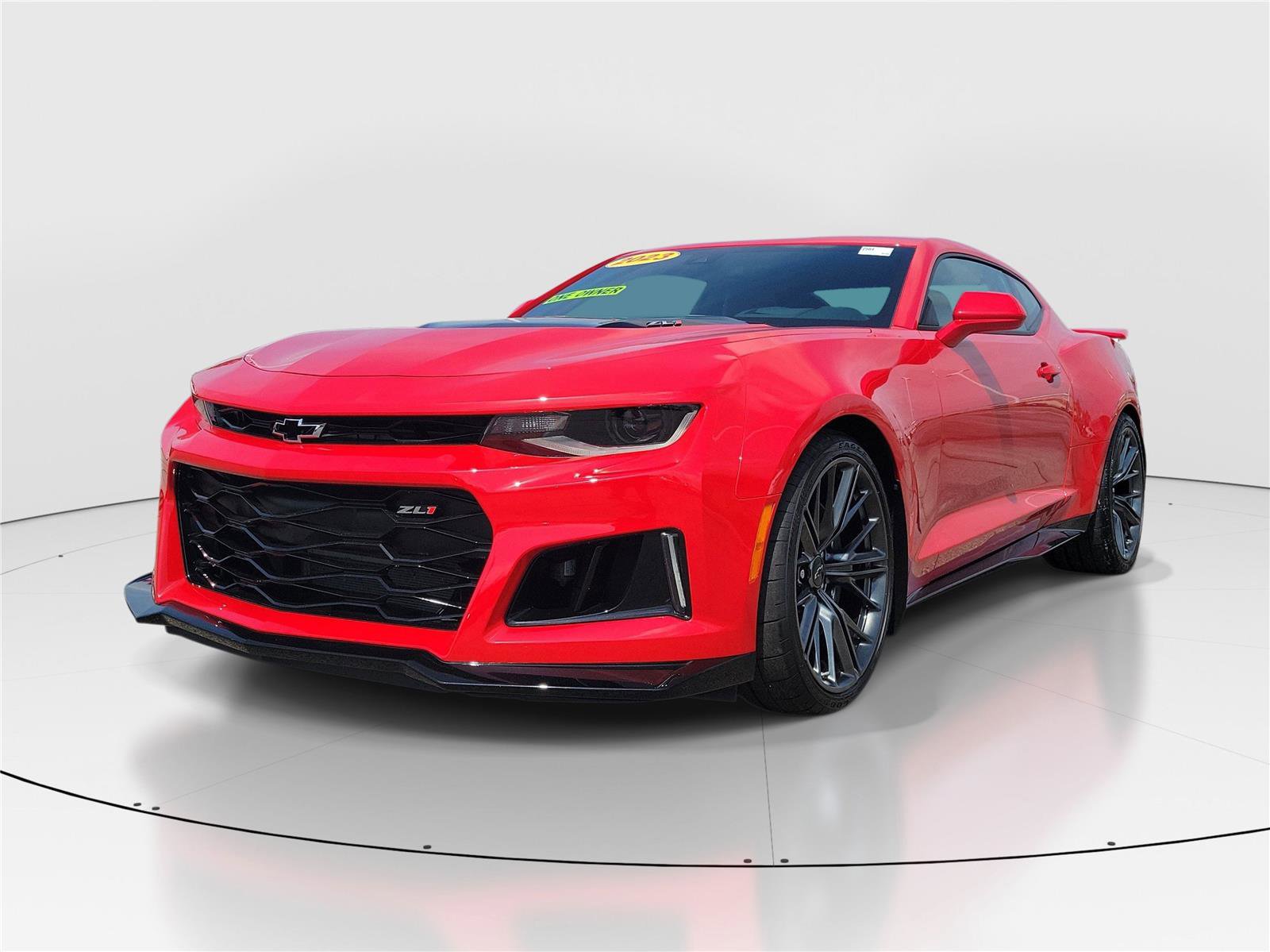 Used 2023 Chevrolet Camaro ZL1 image 2