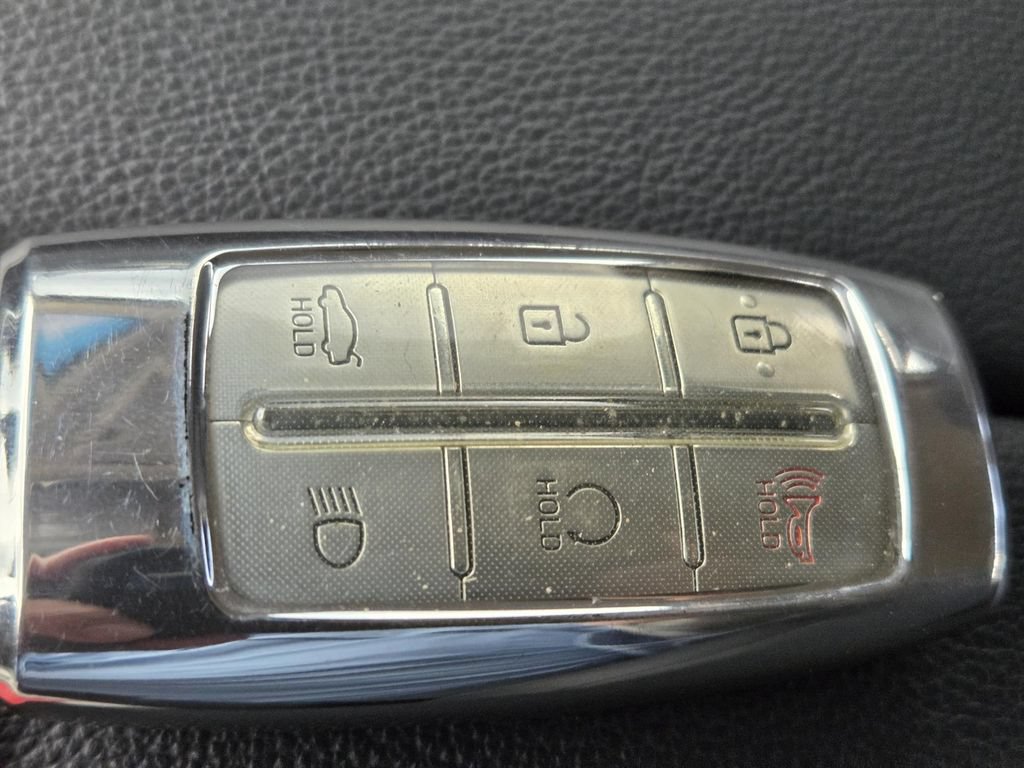 Used 2023 Genesis G80 2.5T AWD/4WD image 34