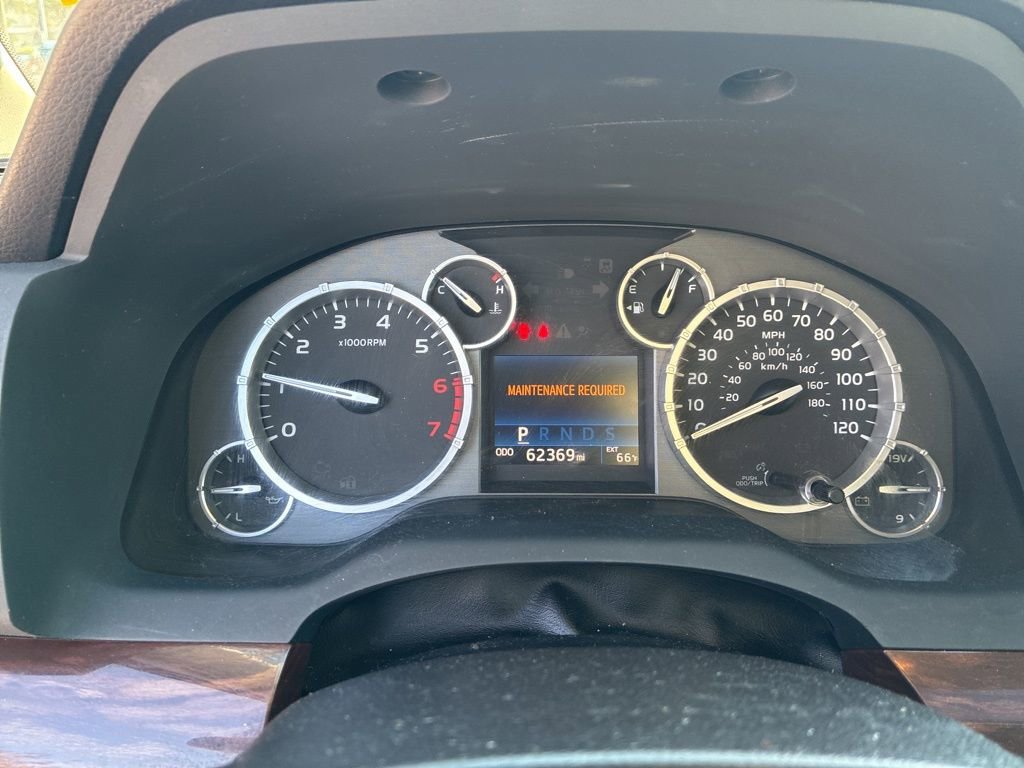 Used 2016 Toyota Tundra Limited w/ Limited Premium Package image 24