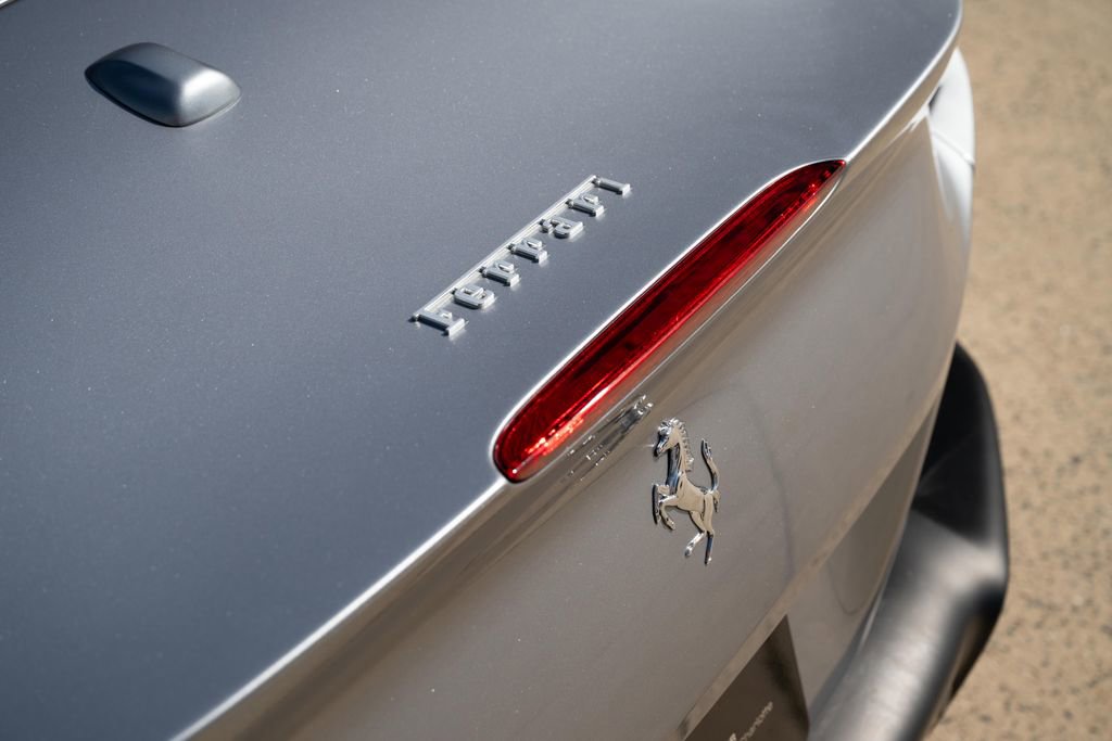 Certified 2022 Ferrari Portofino M image 21